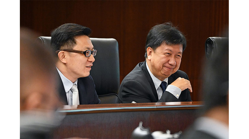 透口風房策要改市要救  譚司：適時推跨司紓緩政策    