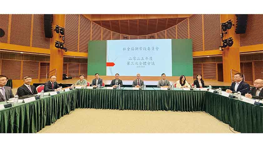 最低工資時薪擬調升卅五至卅七元  資方代表強烈反對    