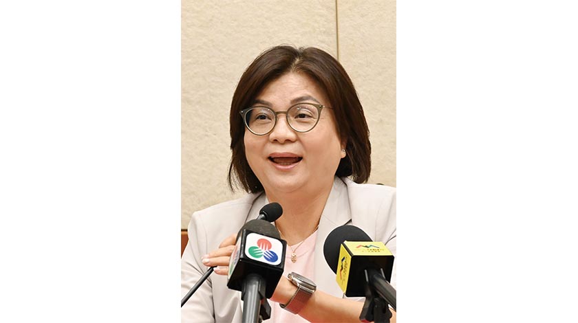 公共電信服務特許合同再短簽兩年   增政府主導共用申請等多項規定   