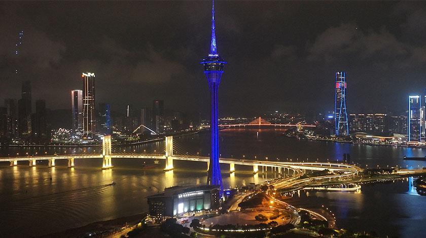 澳琴珠三地地標聯動亮燈  同心共築國家安全屏障    