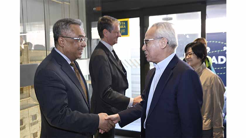 岑浩輝抵達葡萄牙  展開訪歐首站行程    